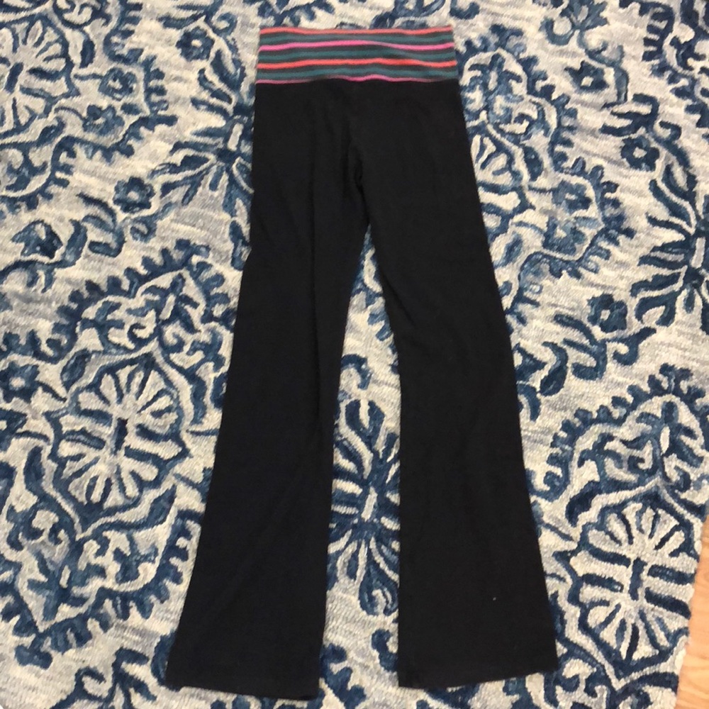 Boot cut yoga pants
